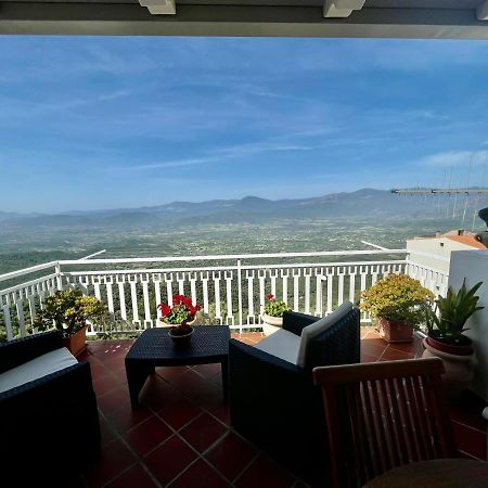Appartamento Con Vista Panoramica Бауней Екстериор снимка